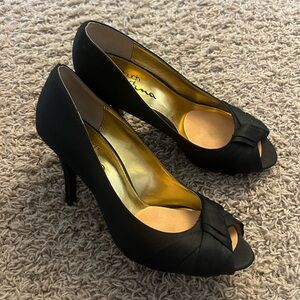 Women’s Black Heels Size 7